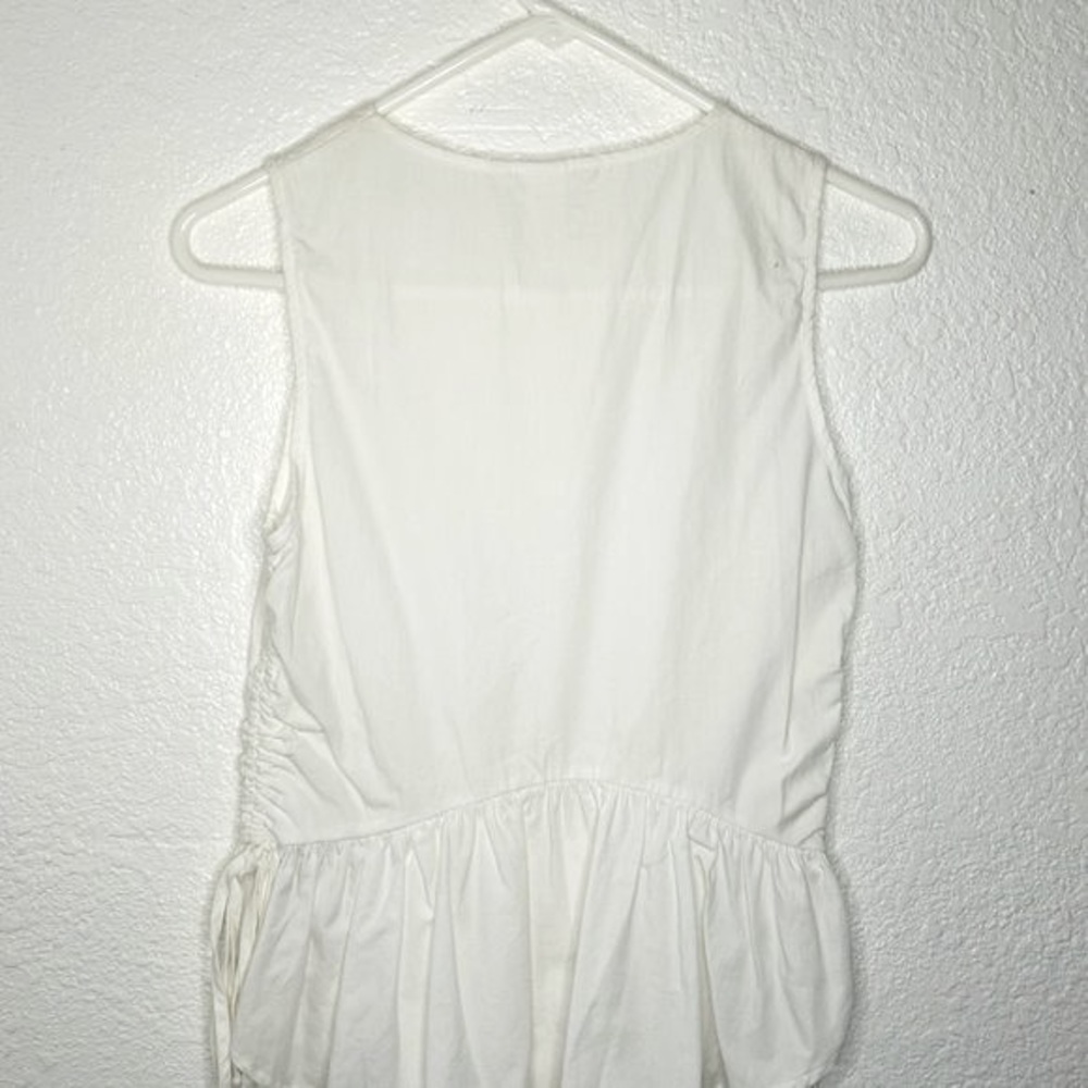 White Side String Gather Ribbon Top - Picture 4 of 5